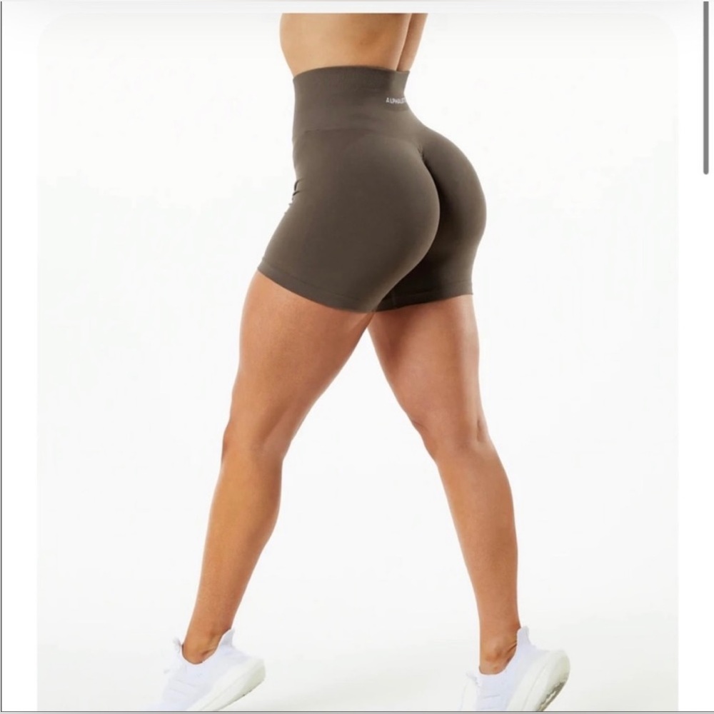 Alphalete Amplify Shorts